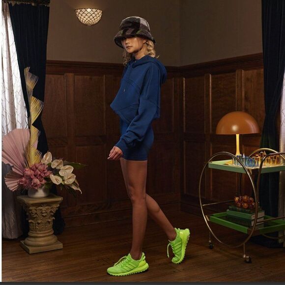 IVY PARK x adidas Hooded Cropped Shrug - Picture 6 of 16